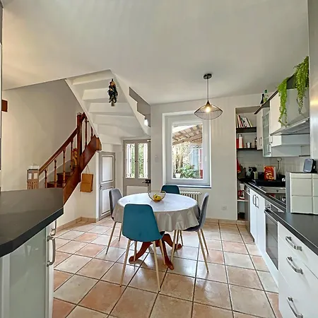 Charmante Maison 1930 Centre Hennebont, Deco Actuelle, Terrasse, Jardin Clos, 2 Chambres, Wifi Inclus - Fr-1-349-204 * Hennebont
